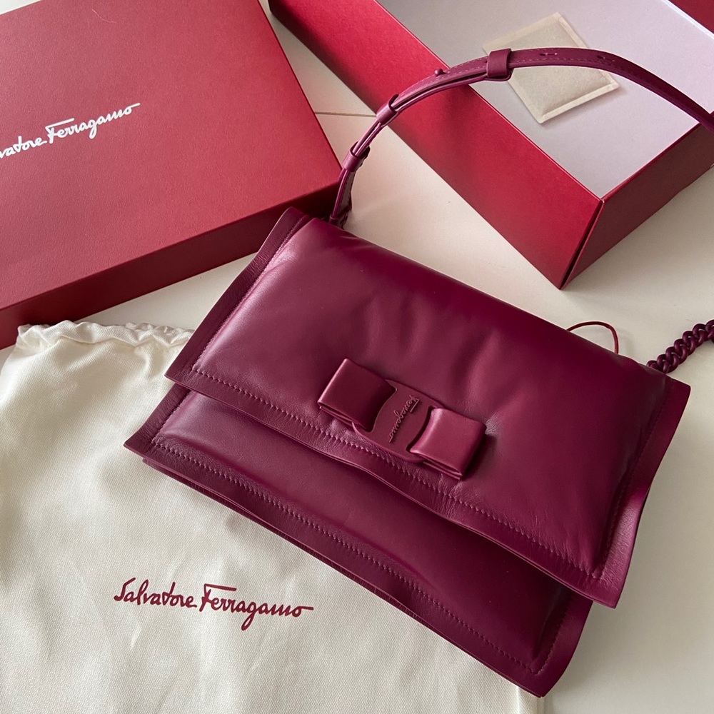 Ferragamo Small Viva Bow Bag In Lollipop